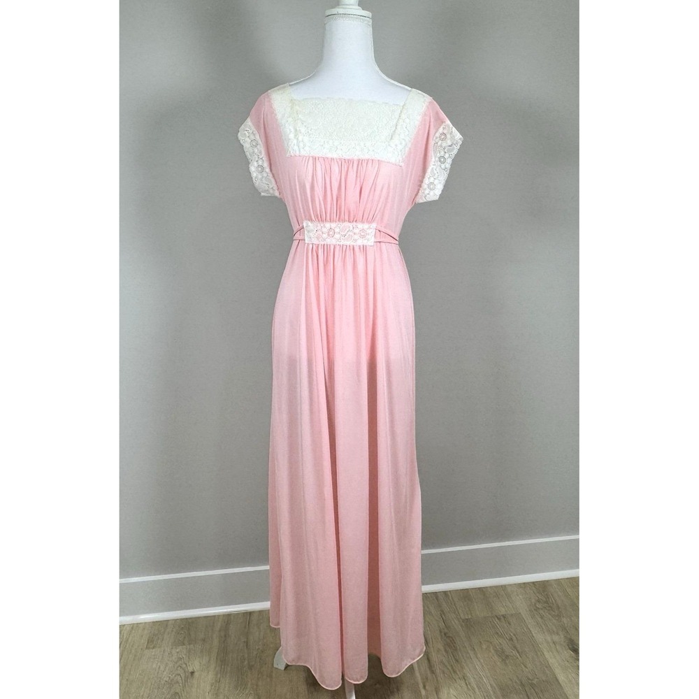 Vintage Cheorette Pink Nylon Maxi Nightgown Lace Trim Tie Back Sz M 70s Peignoir